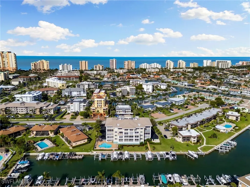907 Panama Court Marco Island FL 34145