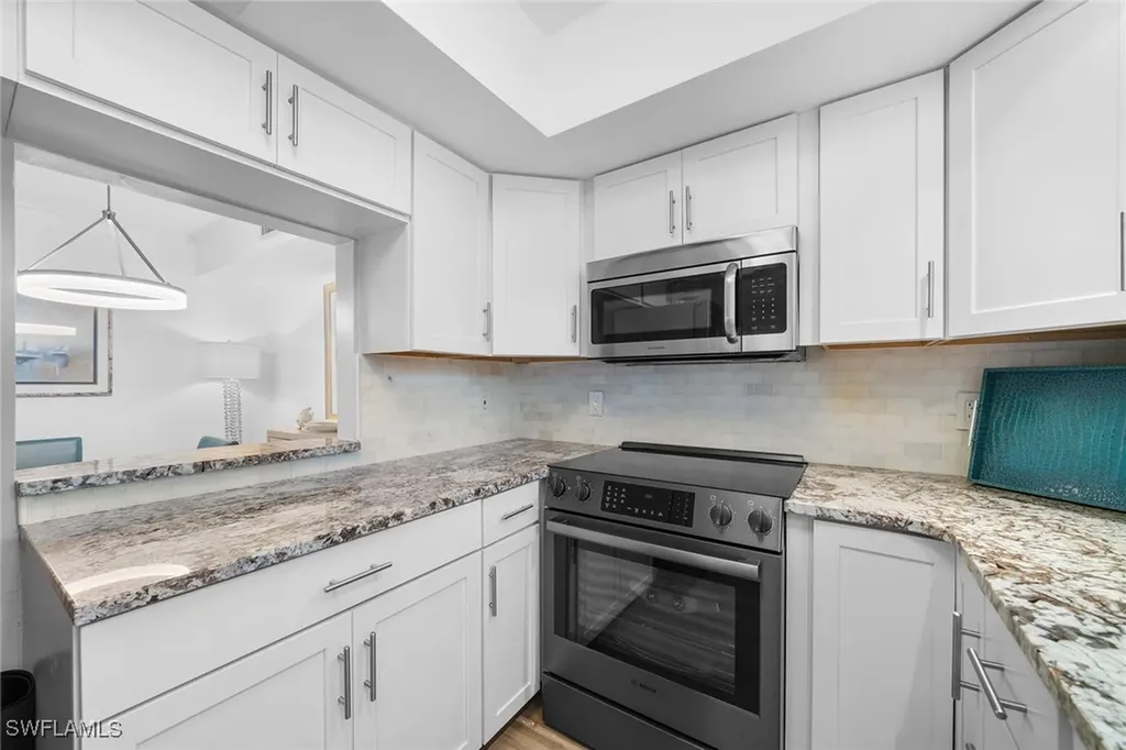 604 7th Avenue S Naples FL 34102