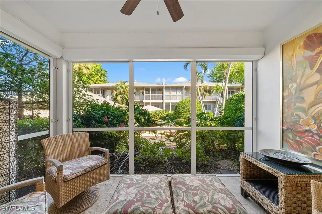 604 7th Avenue S Naples FL 34102
