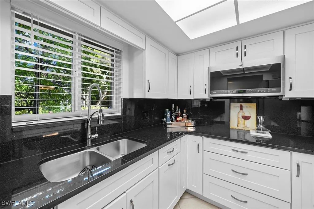 604 7th Avenue S Naples FL 34102