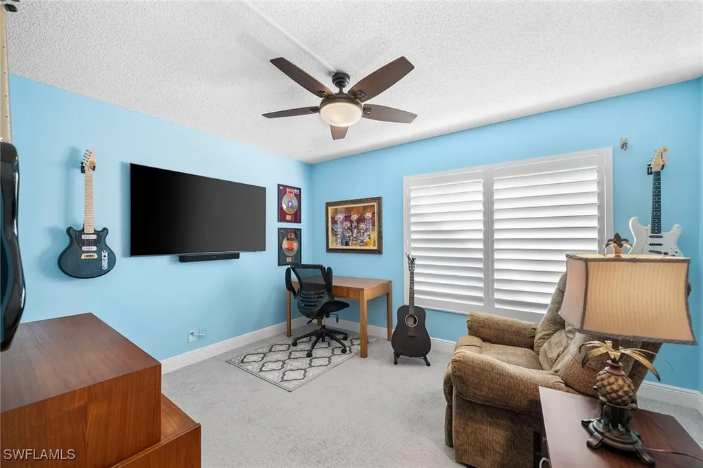 604 7th Avenue S Naples FL 34102