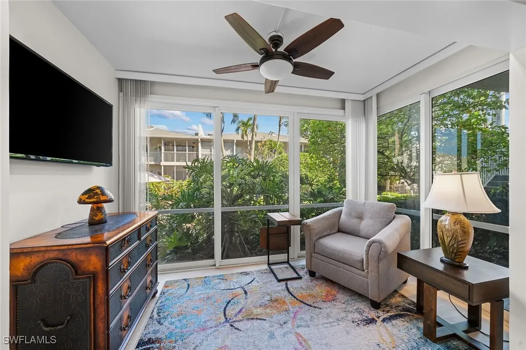 604 7th Avenue S Naples FL 34102