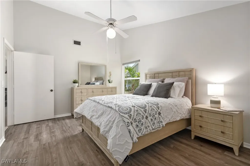 141 Bristol Lane Naples FL 34112