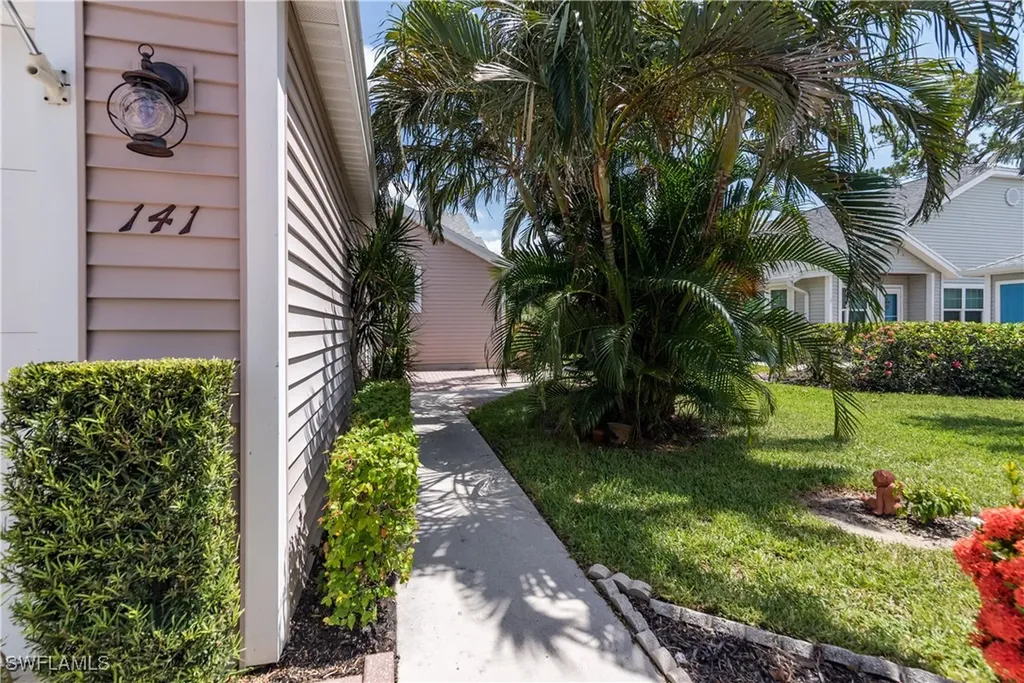 141 Bristol Lane Naples FL 34112