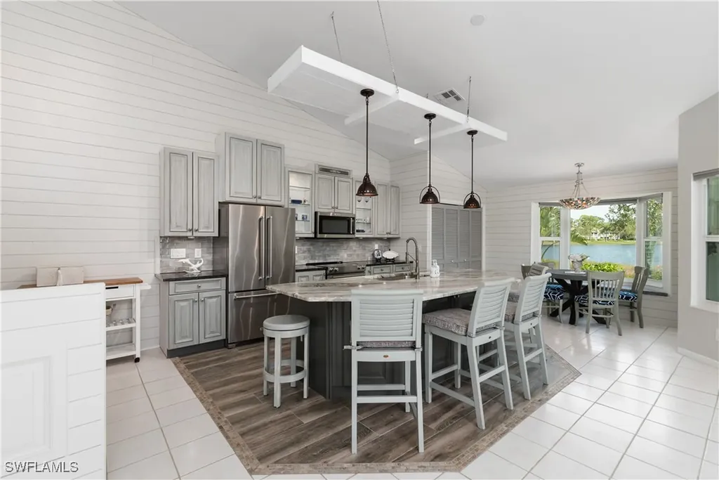 141 Bristol Lane Naples FL 34112