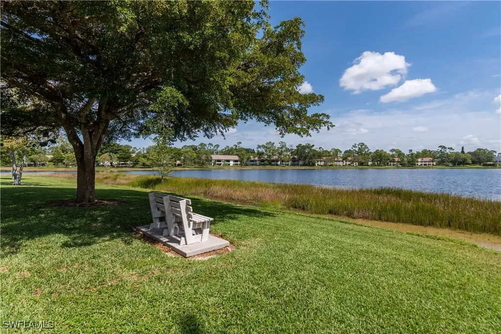 141 Bristol Lane Naples FL 34112