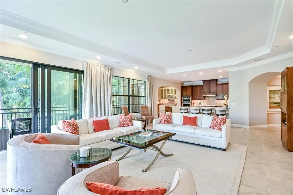 2764 Tiburon Boulevard E Naples FL 34109