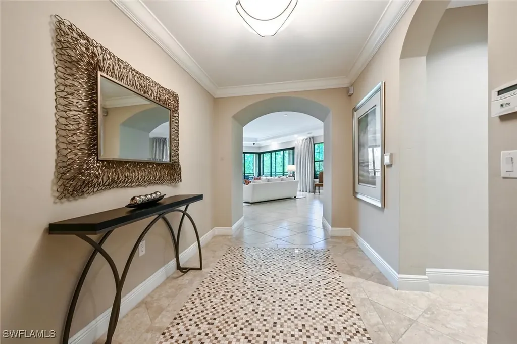 2764 Tiburon Boulevard E Naples FL 34109
