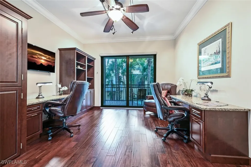2764 Tiburon Boulevard E Naples FL 34109