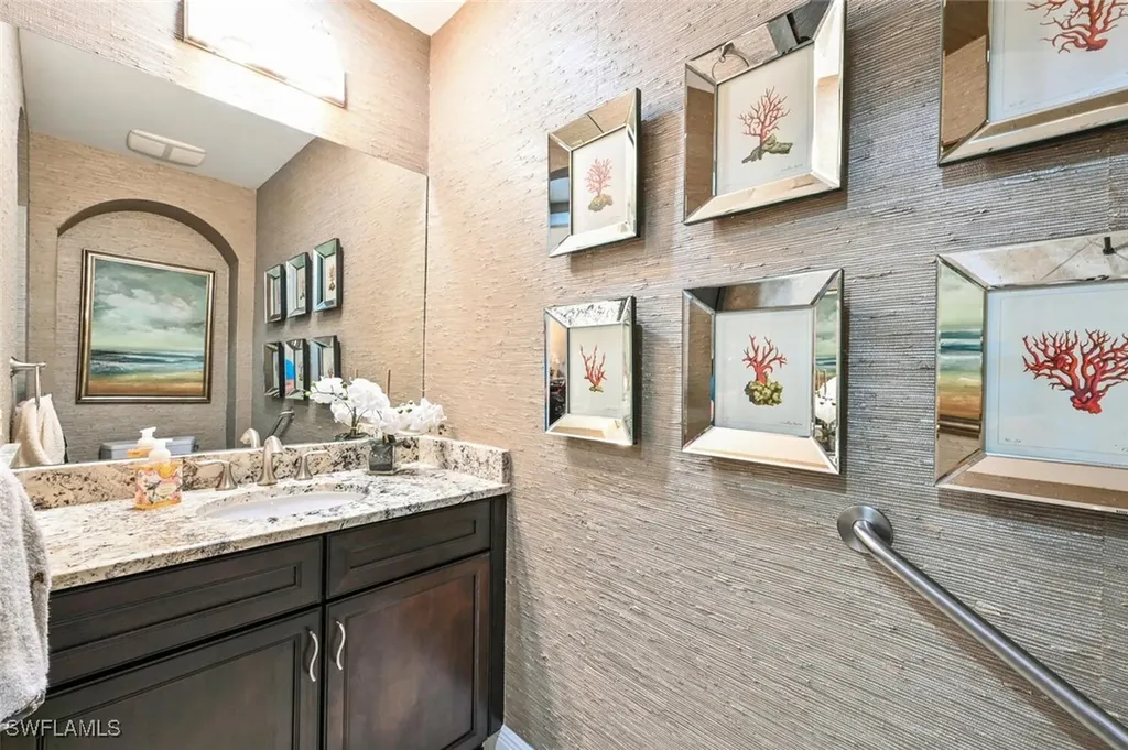 2764 Tiburon Boulevard E Naples FL 34109