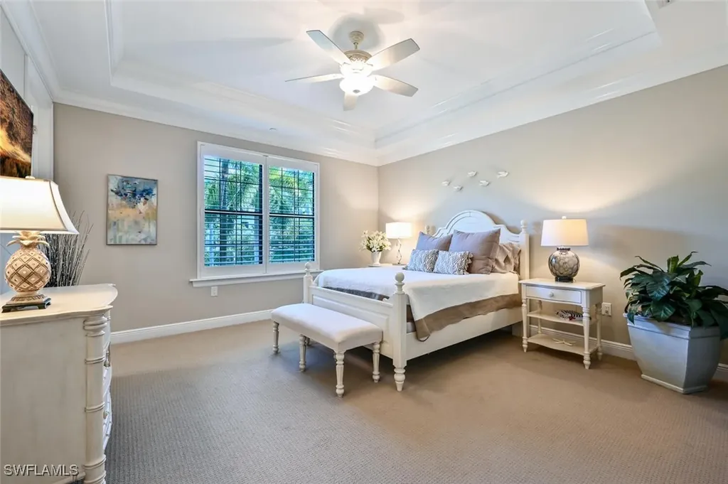 2764 Tiburon Boulevard E Naples FL 34109