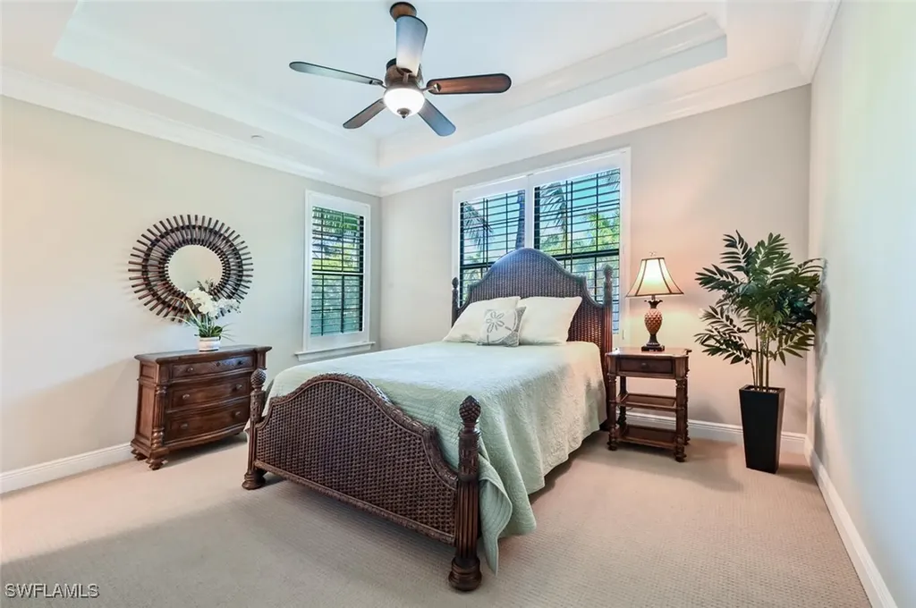 2764 Tiburon Boulevard E Naples FL 34109