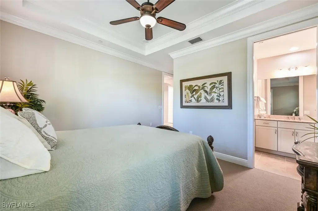 2764 Tiburon Boulevard E Naples FL 34109