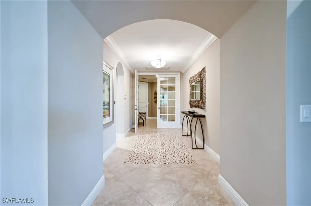2764 Tiburon Boulevard E Naples FL 34109