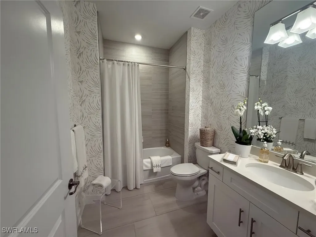 16885 Fairgrove Way Naples FL 34110