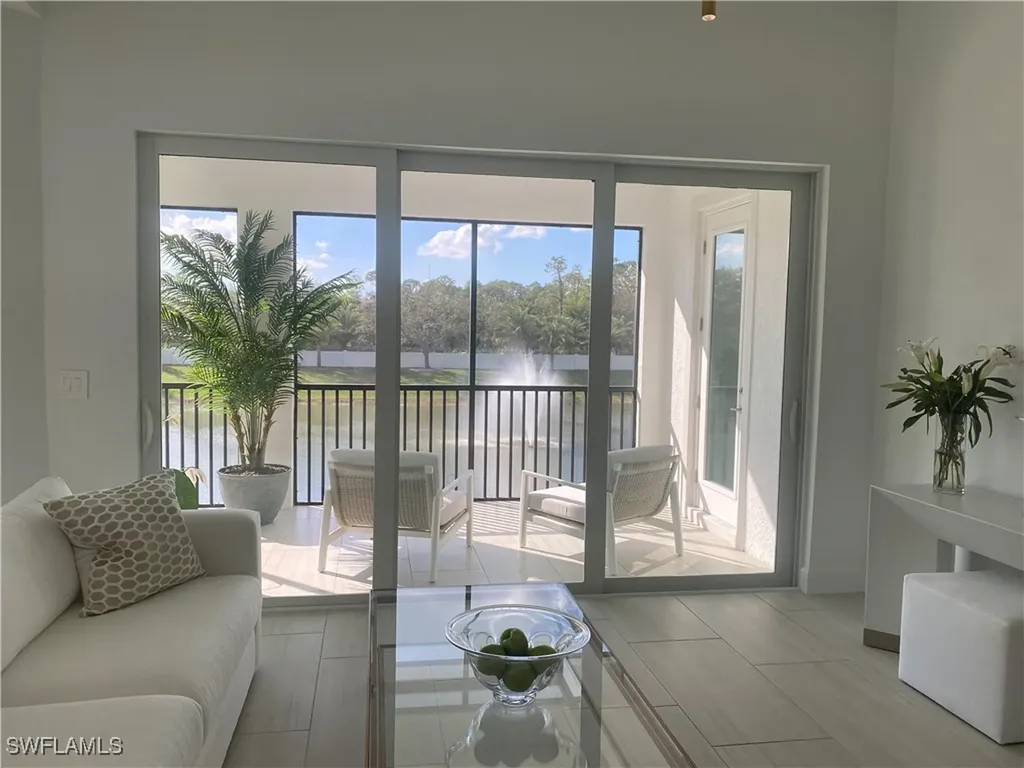 16885 Fairgrove Way Naples FL 34110