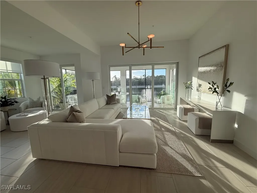 16885 Fairgrove Way Naples FL 34110