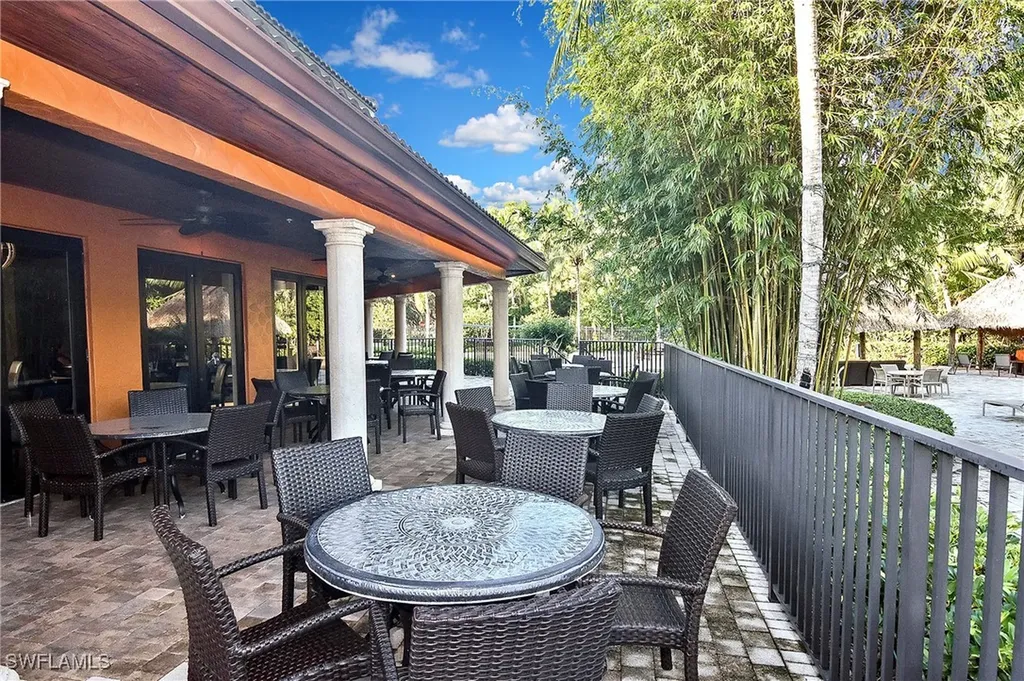 8949 Malibu Street Naples FL 34113