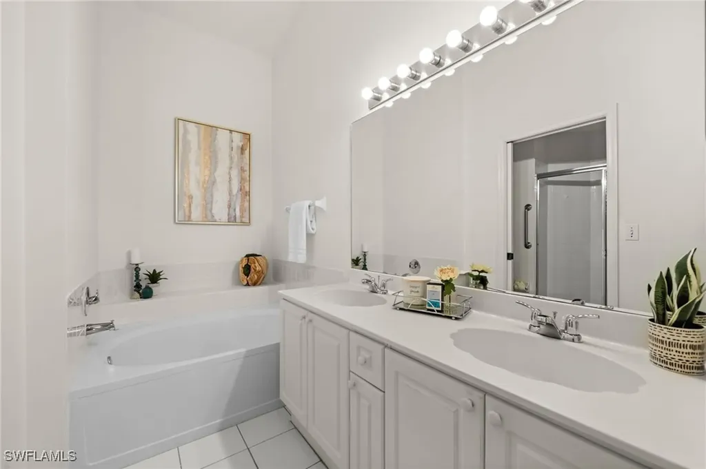 13100 Hamilton Harbour Drive Naples FL 34110