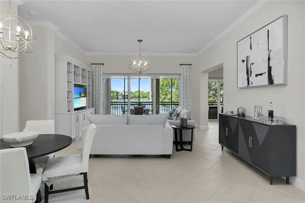 9255 Museo Circle W Naples FL 34114