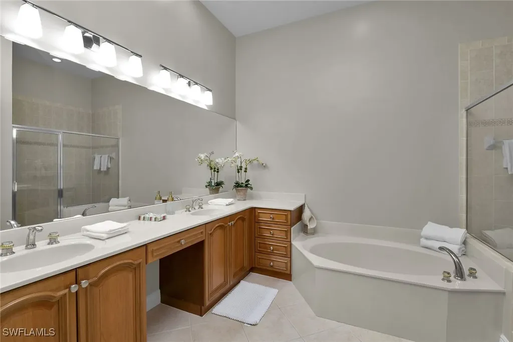 9255 Museo Circle W Naples FL 34114