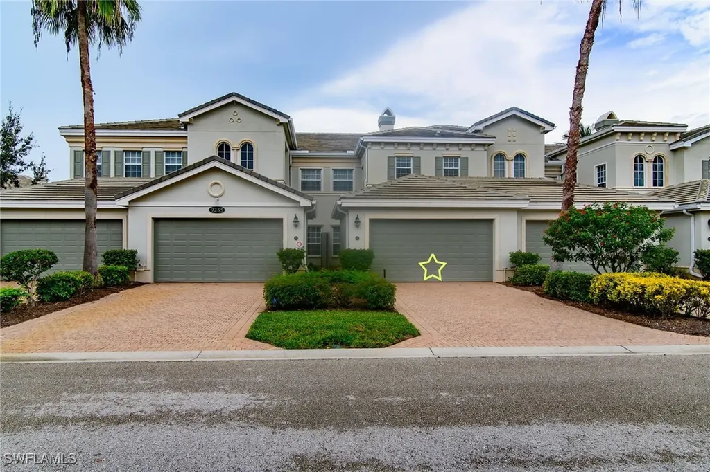 9255 Museo Circle W Naples FL 34114