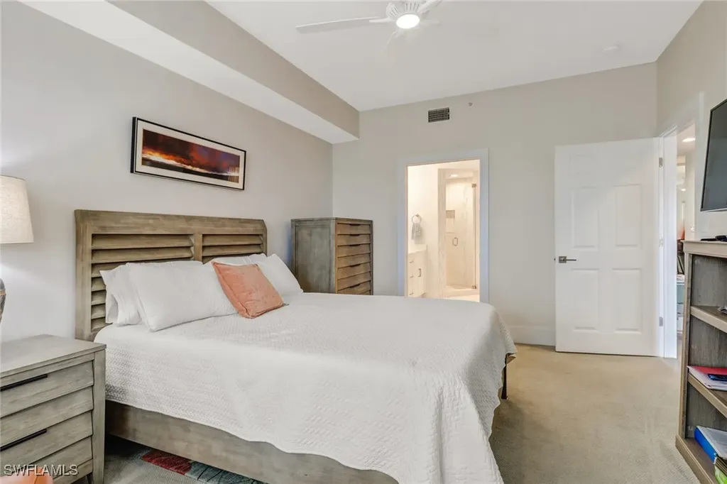 401 Bayfront Place Naples FL 34102