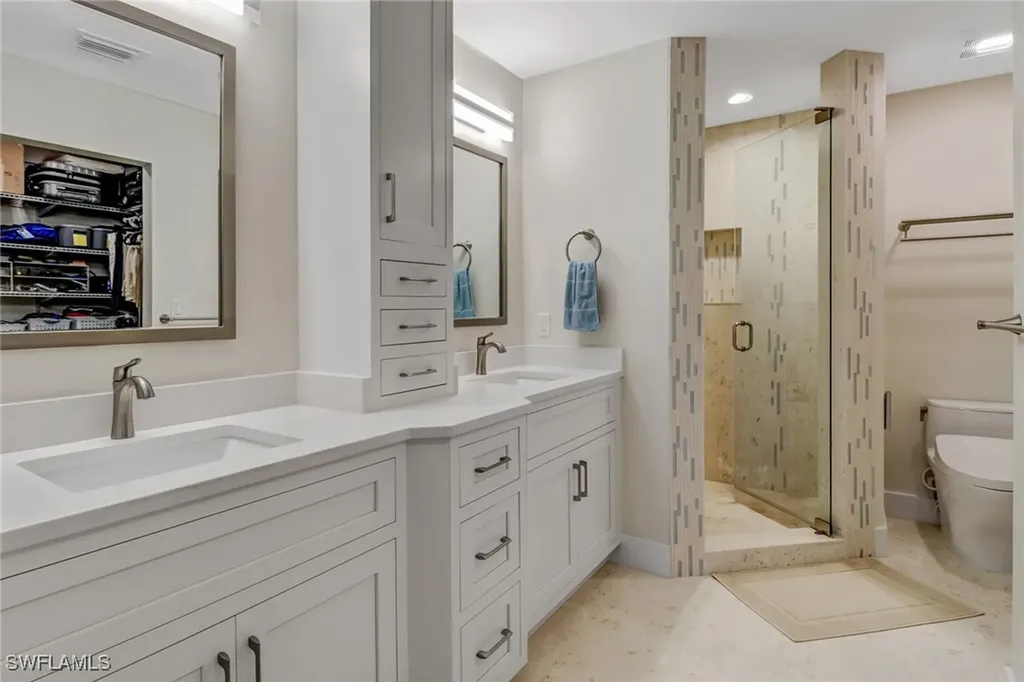 401 Bayfront Place Naples FL 34102