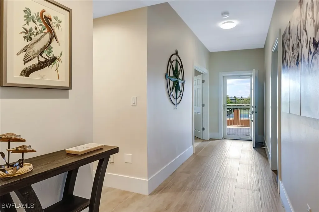 401 Bayfront Place Naples FL 34102