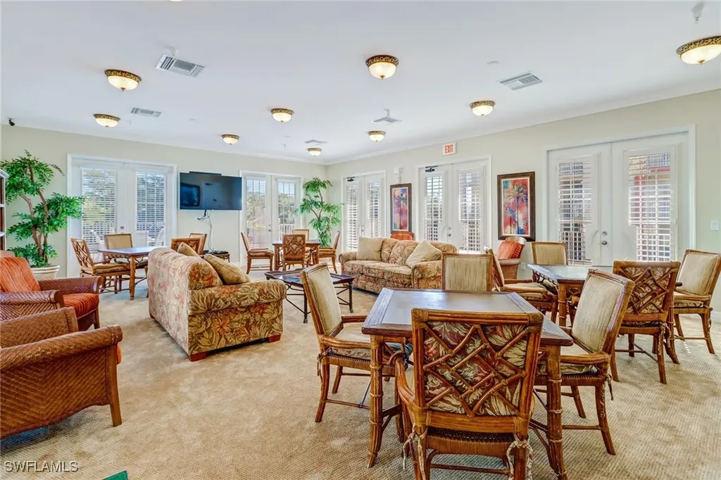 401 Bayfront Place Naples FL 34102