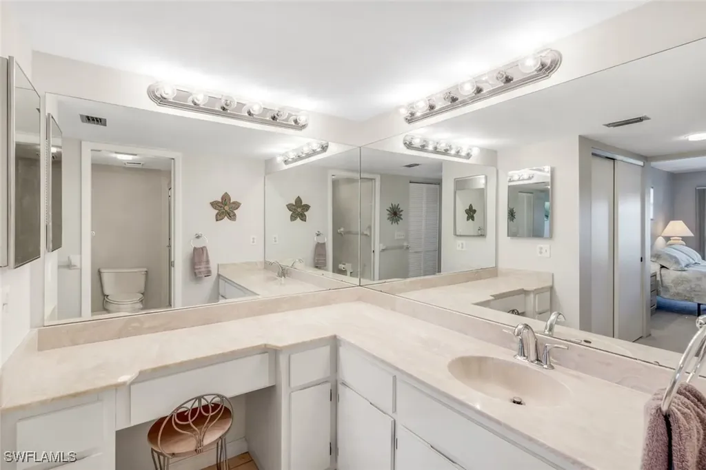 5585 Trailwinds Drive Fort Myers FL 33907
