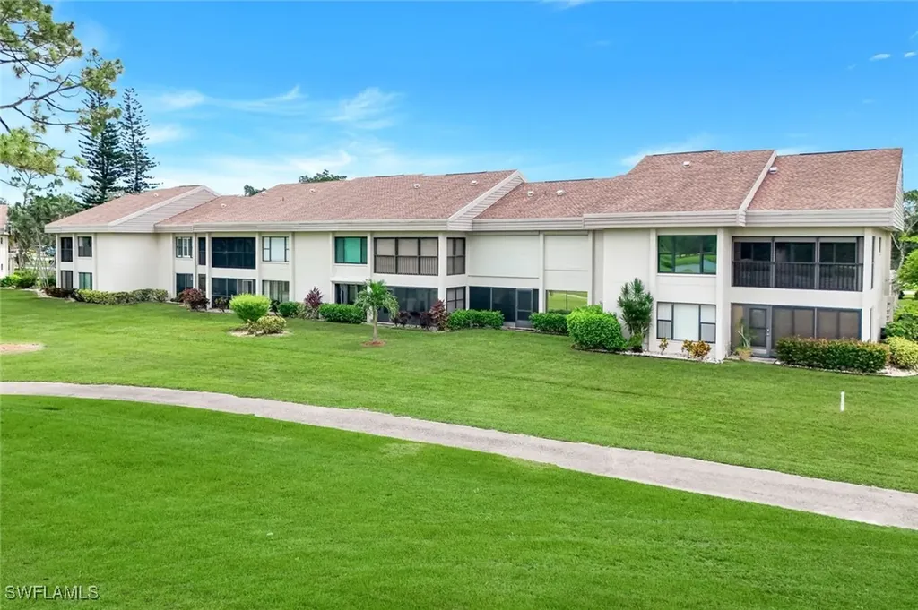 5585 Trailwinds Drive Fort Myers FL 33907