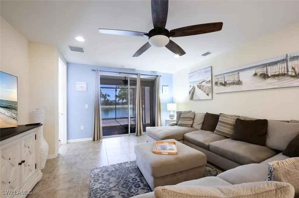 14940 Edgewater Circle Naples FL 34114