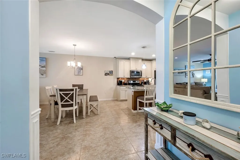 14940 Edgewater Circle Naples FL 34114