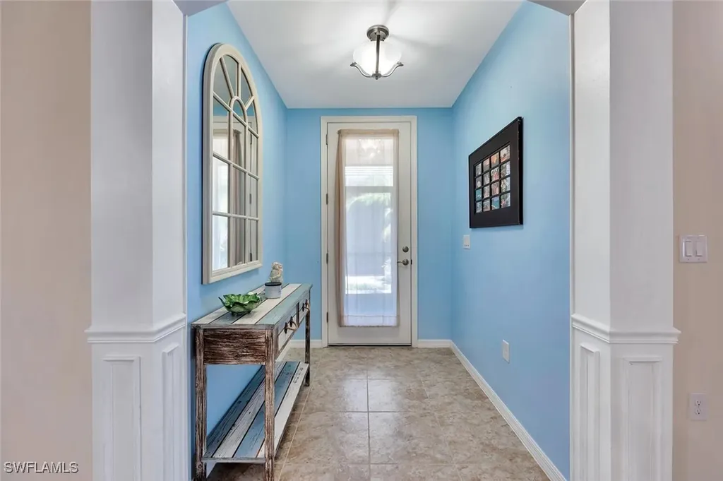 14940 Edgewater Circle Naples FL 34114