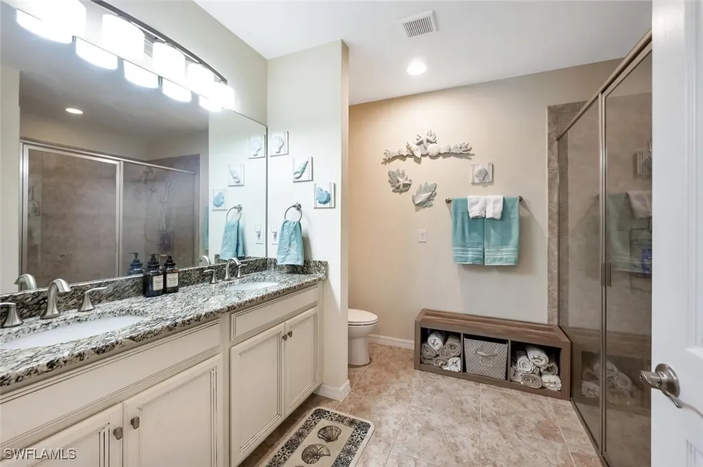 14940 Edgewater Circle Naples FL 34114
