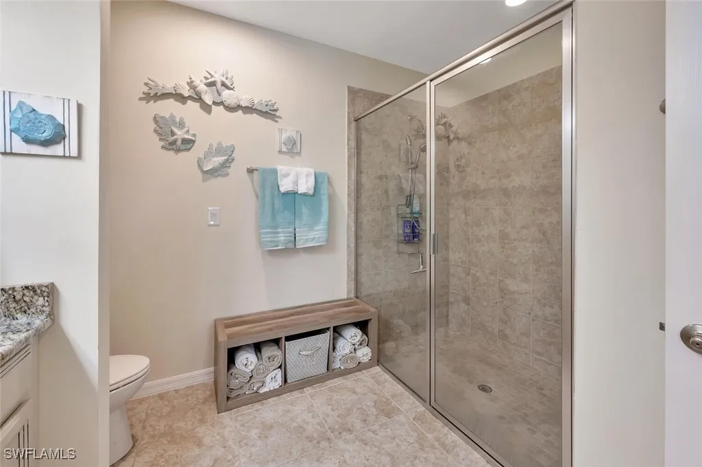 14940 Edgewater Circle Naples FL 34114