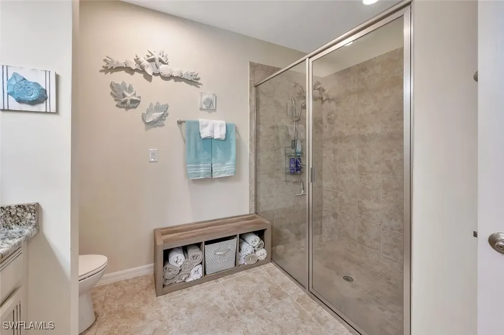 14940 Edgewater Circle Naples FL 34114