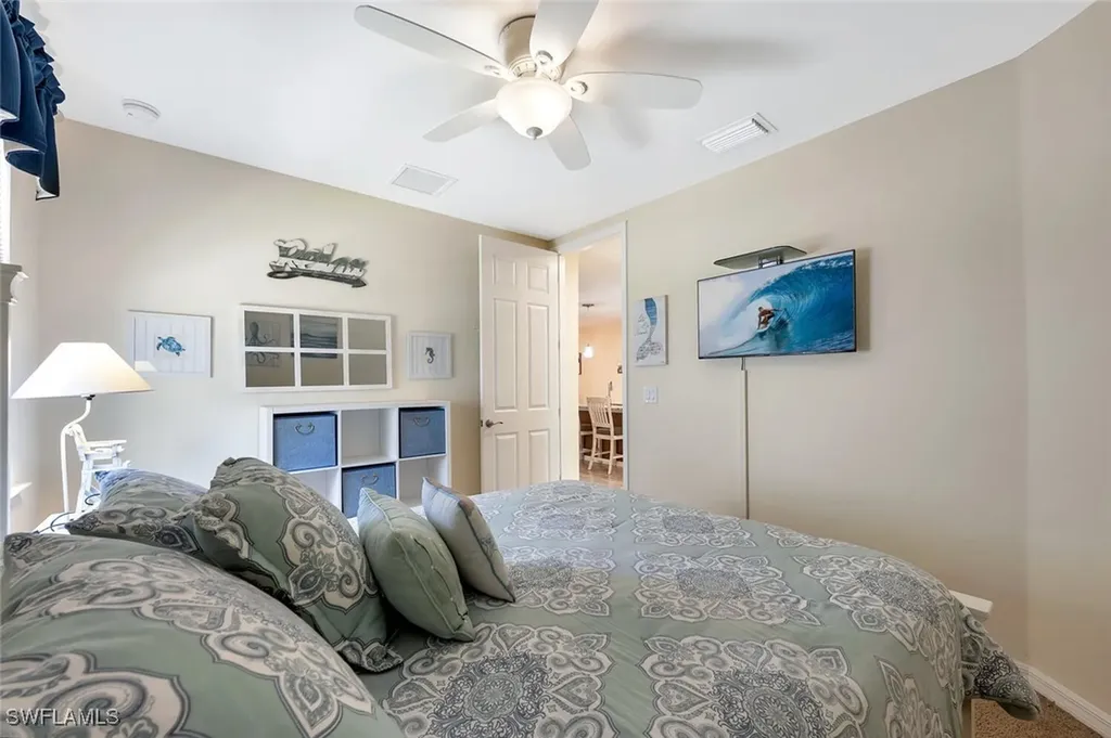 14940 Edgewater Circle Naples FL 34114