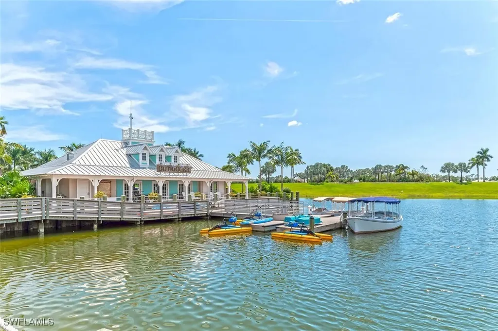 14940 Edgewater Circle Naples FL 34114