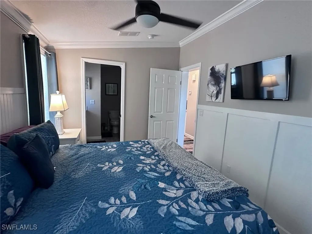 1382 Silver Lakes Boulevard Naples FL 34114