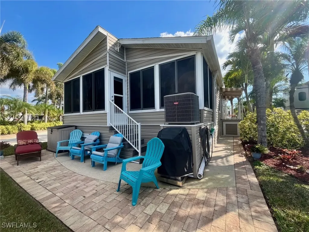 1382 Silver Lakes Boulevard Naples FL 34114