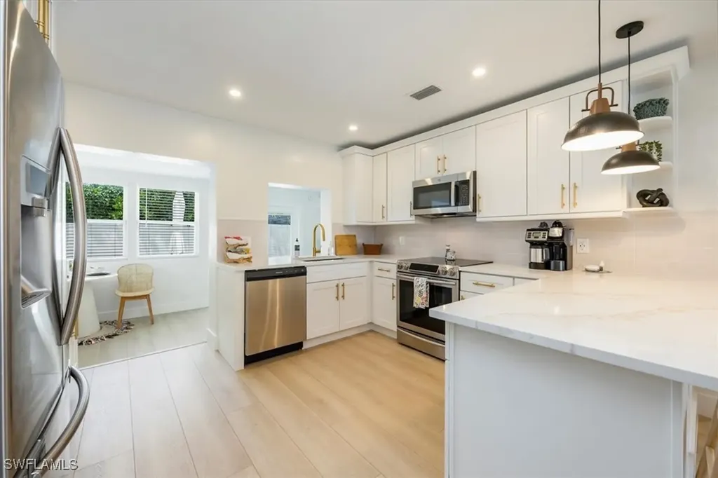 4523 Fluvia Avenue Naples FL 34103