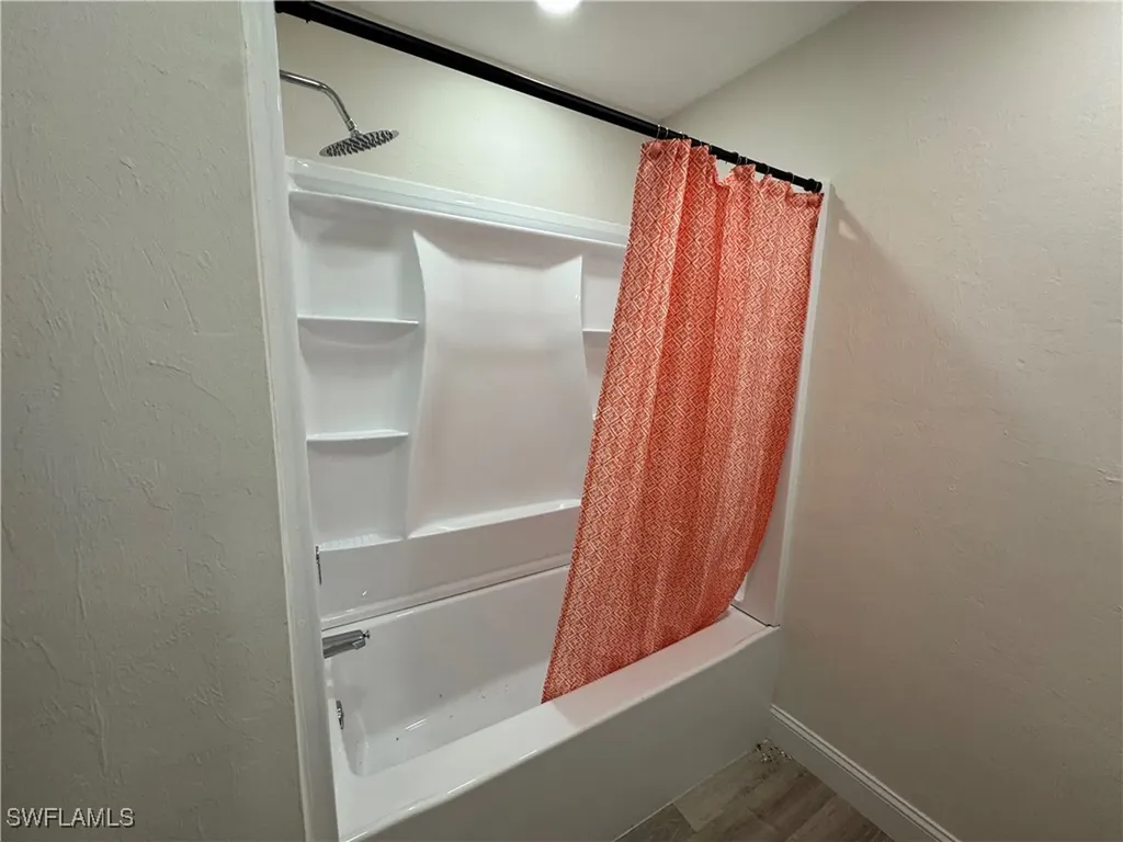 221 18th Avenue NW Naples FL 34120