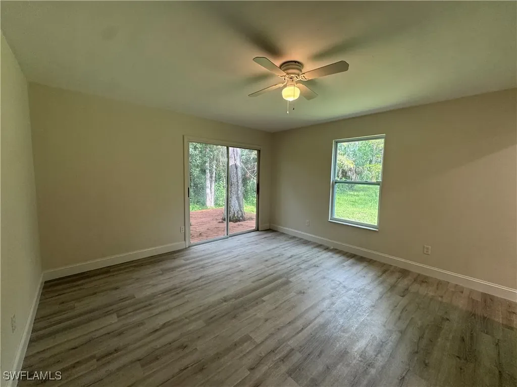 221 18th Avenue NW Naples FL 34120