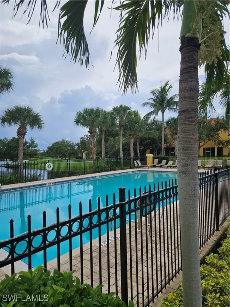 9807 Solera Cove Pointe Fort Myers FL 33908