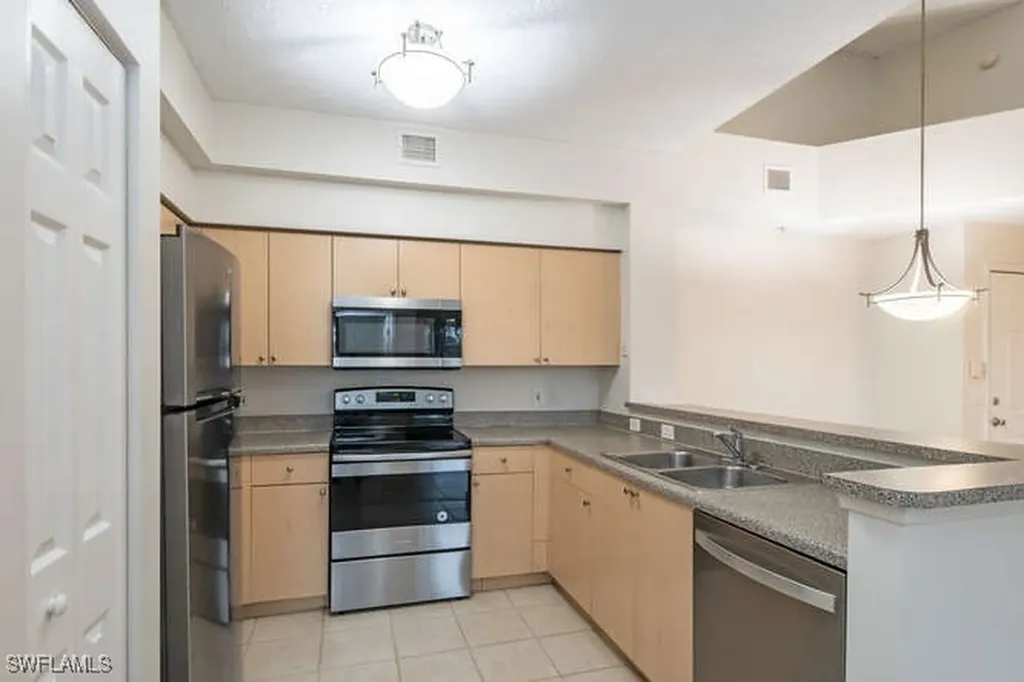 1220 Reserve Way Naples FL 34105