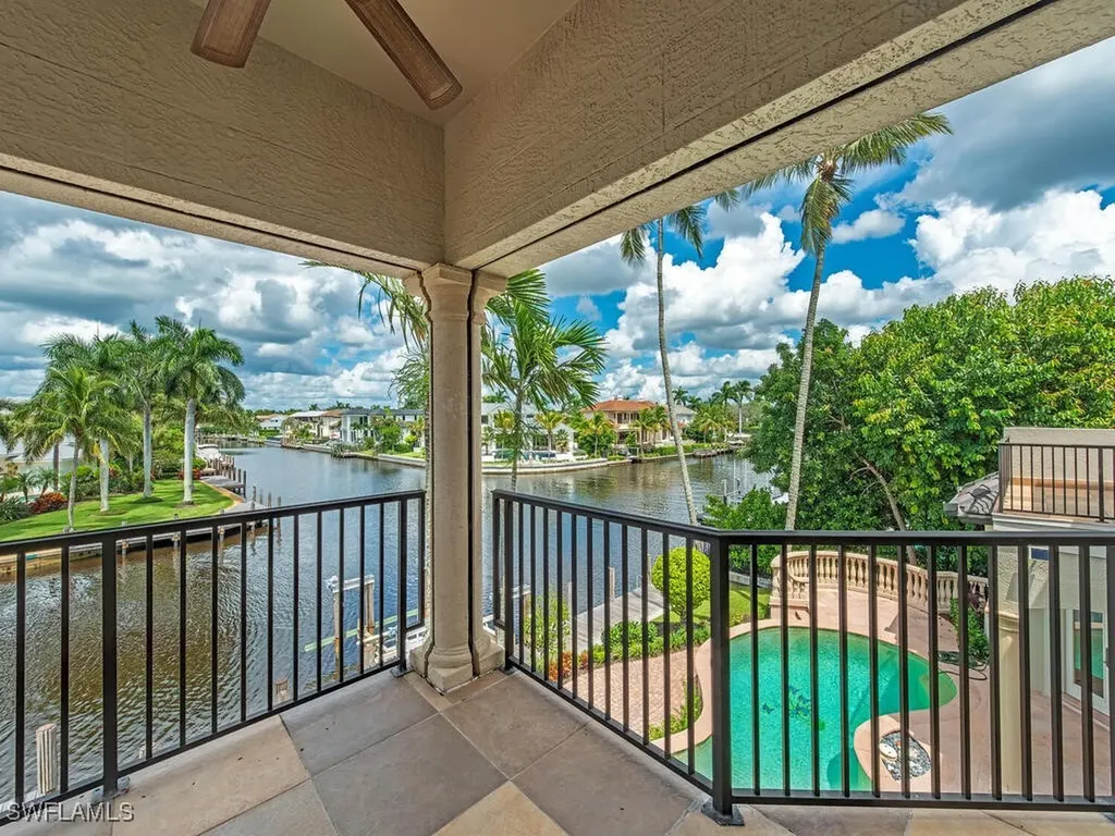 651 21st Avenue S Naples FL 34102