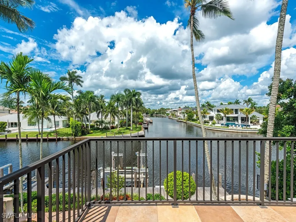 651 21st Avenue S Naples FL 34102