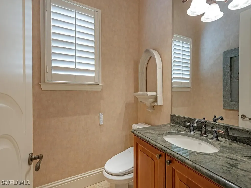 651 21st Avenue S Naples FL 34102